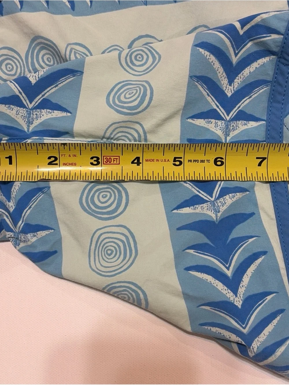 Patagonia Wavefarer Board Shorts Blue Print Swim Trunks STY86731 SP19